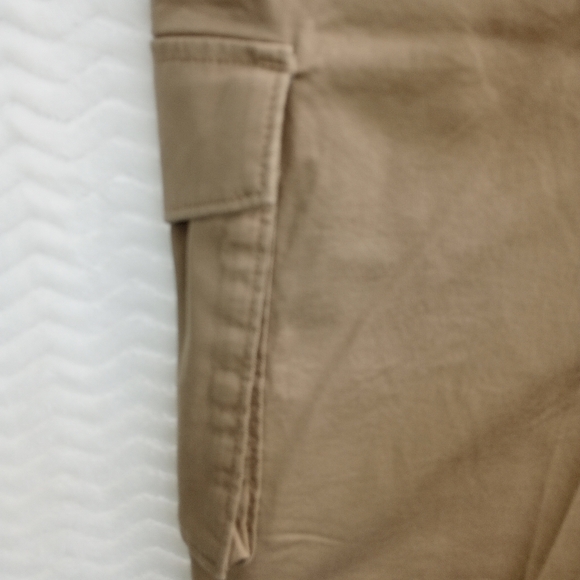 NWT men's Docker's Big and tall cargo shorts khaki size 52 flexible - Picture 4 of 11